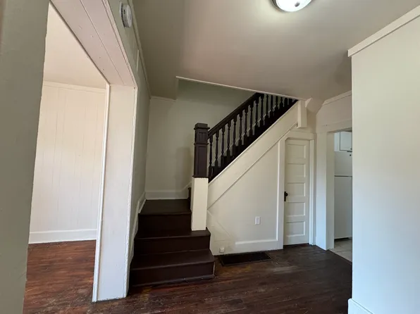 206 Pear St, Cumberland, MD 21502