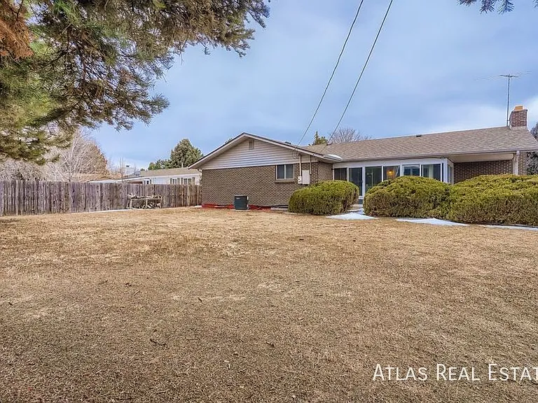 3296 S Geneva St — Photo 26