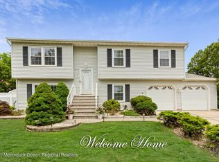 9 Sophie St, Parlin, NJ 08859