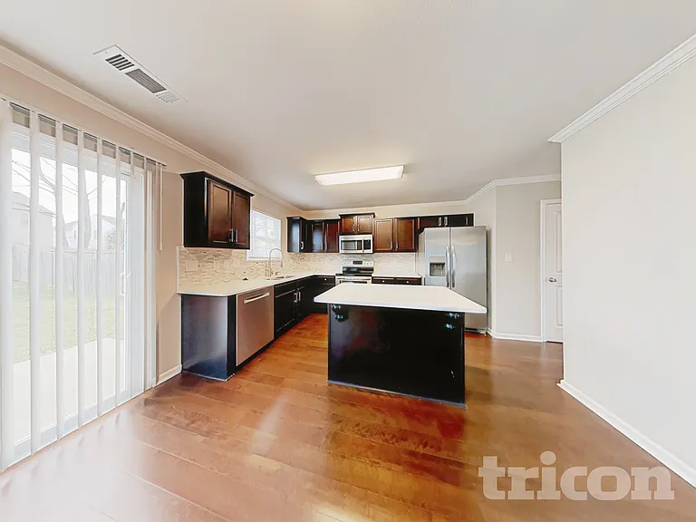 6931 Savannah Springs Dr — Photo 6