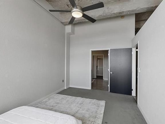 2nd image of 1535 Walnut St #602