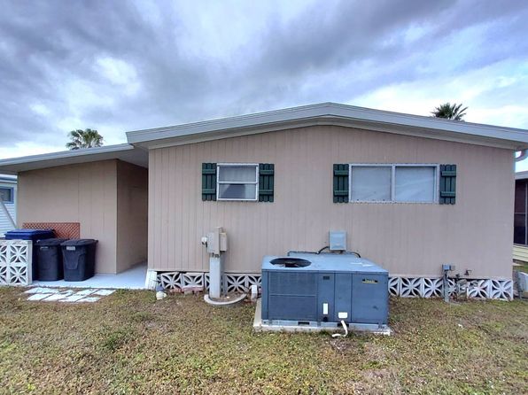 156 Colony Dr N, Ellenton, FL 34222