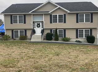 23 Ragina Ave, Webster, MA 01570