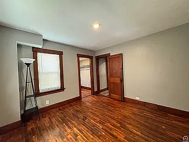 329 NW Waite St — Photo 12