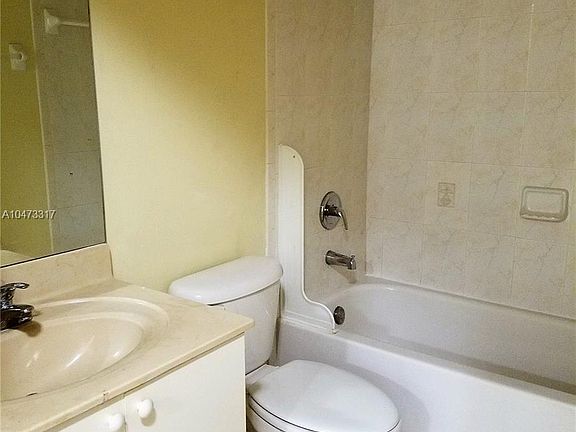 5th image of 1537 SE 31st Ct