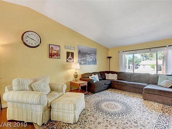2nd image of 5459 La Palomas Ct