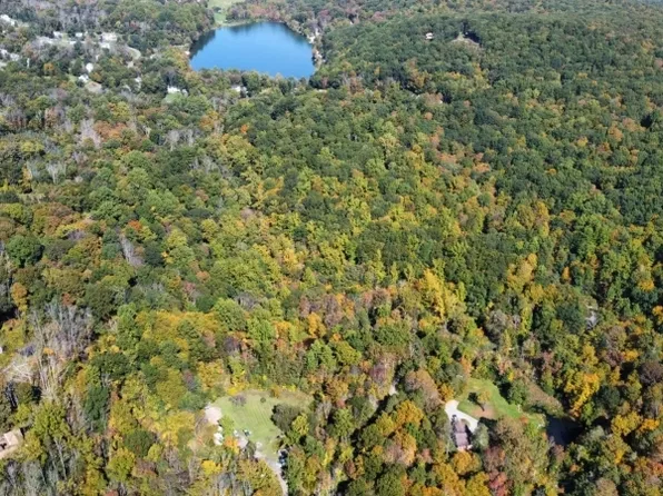 12 Pond Hollow Rd, Vernon Twp., NJ 07461