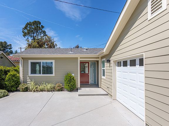 2nd image of 425 E Sierra Madre Blvd
