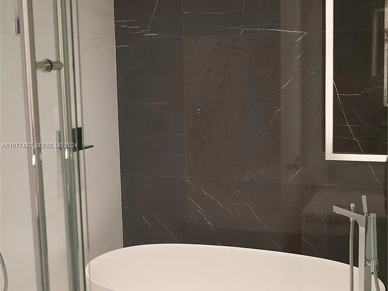 300 Biscayne Boulevard Way #2509 — Photo 2