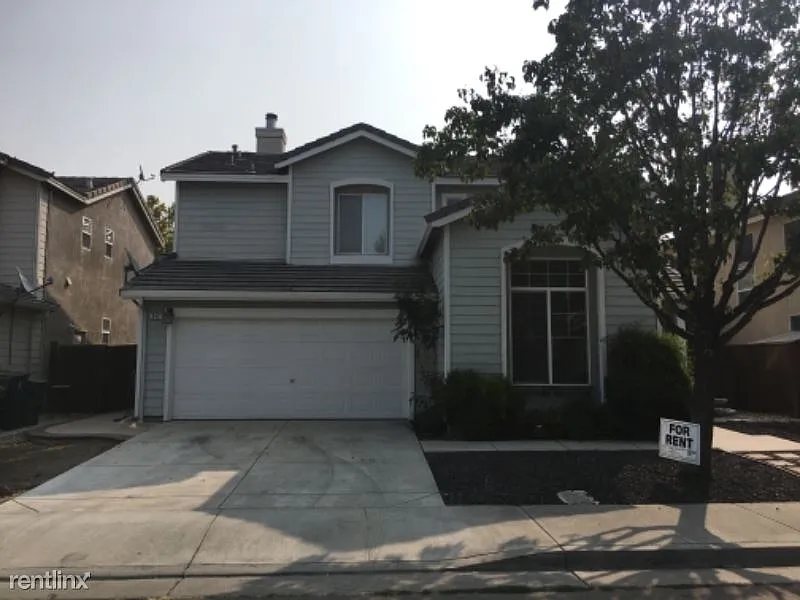 342 Sekera Ct photo 1