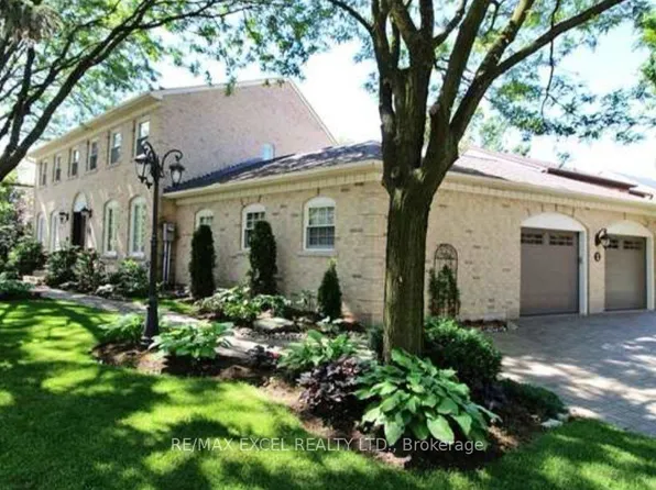 36 Hedgewood Dr, Markham, ON L3R 6J6