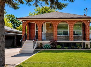 1027 Danforth Rd, Toronto, ON M1K1J8