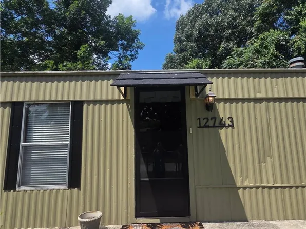 12743 Recreation Dr, Lowell, AR 72745