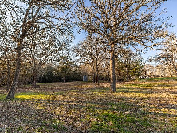 5th image of 125 Forrest Ln