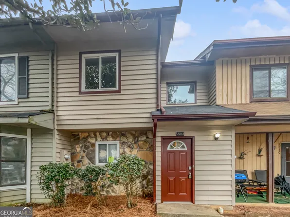 5808 Trent Walk Dr, Lithonia, GA 30038