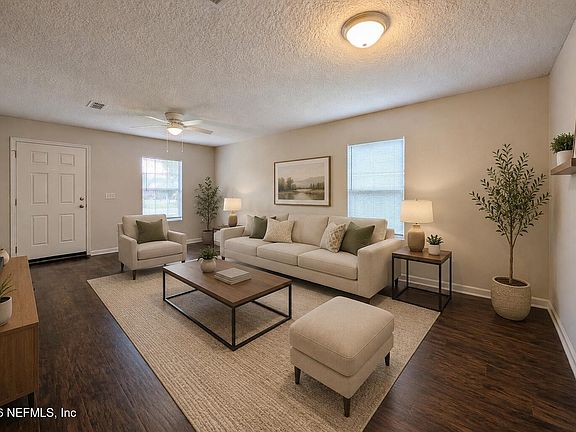2nd image of 1242 LAKE SHORE Boulevard