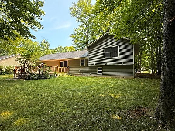 3rd image of 8514 Bent Pine Dr