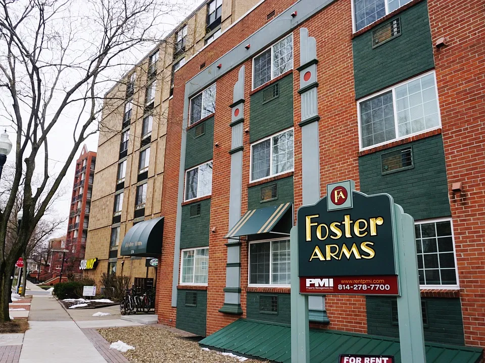 140 E Foster Ave #102