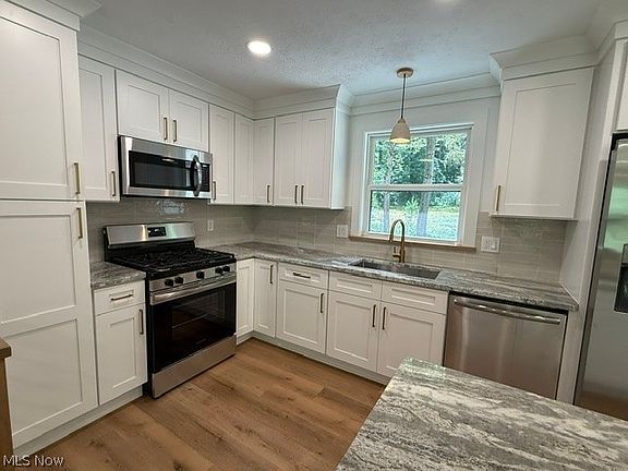 4th image of 12173 Bradford Dr