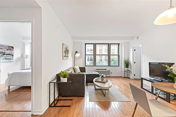 Sold by Nest Seekers New Jersey LLC | media 31