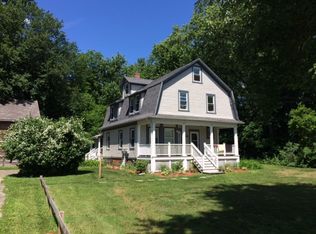 685 West St #2, Amherst, MA 01002