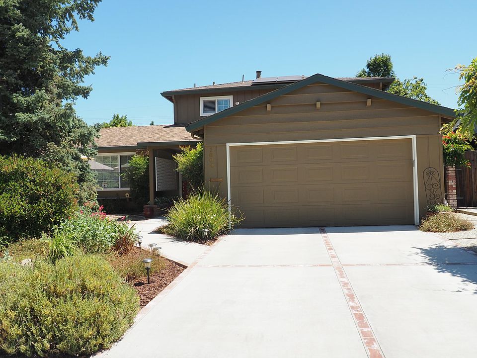 1st image of 1604 Saint Regis Dr