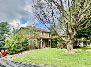 1160 Stirling Dr, Danville, KY 40422