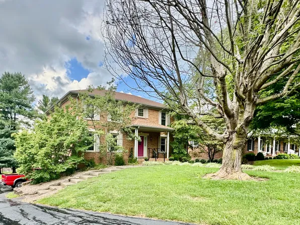 1160 Stirling Dr, Danville, KY 40422