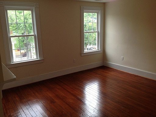 3rd image of 3016 Q St