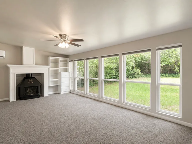 4713 N Harvey Pkwy — Photo 21