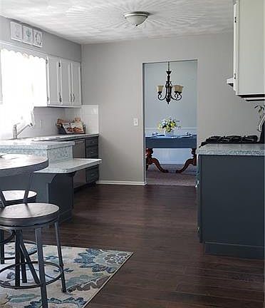 3rd image of 5230 Jamestown Pl