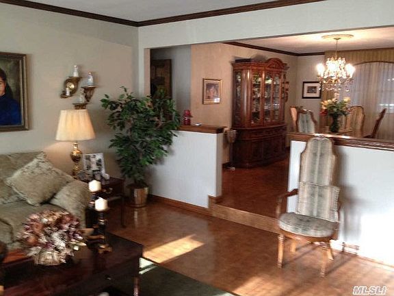 3rd image of 533 Kirkman Ave