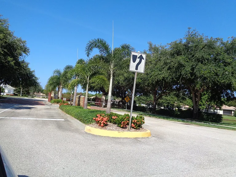 4430B Corso Venetia Blvd — Photo 34
