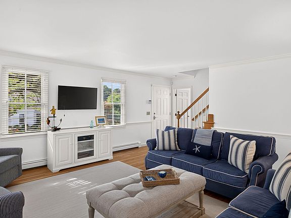 4th image of 59 Ridgeport Drive