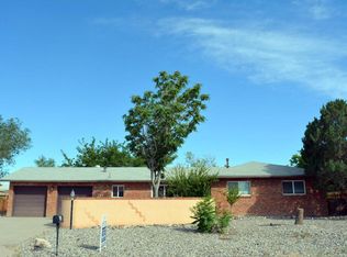 305 Cabeza Negra Dr SE, Rio Rancho, NM 87124