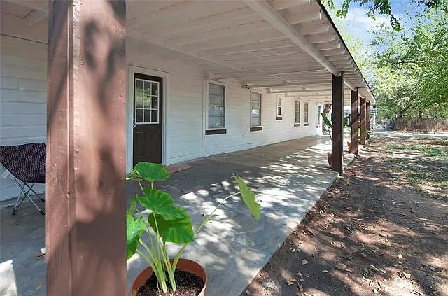 405 Madison St — Photo 4