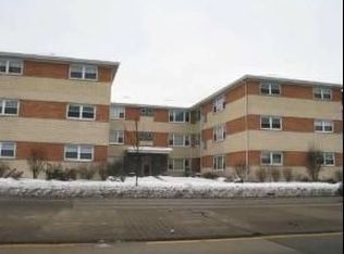 10120 S Pulaski Rd APT 2W, Oak Lawn, IL 60453