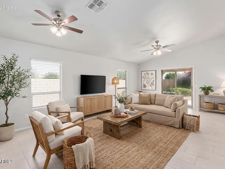 17715 W Redfield Rd — Photo 2