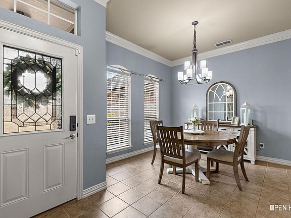 4th image of 5001 Caden Ln