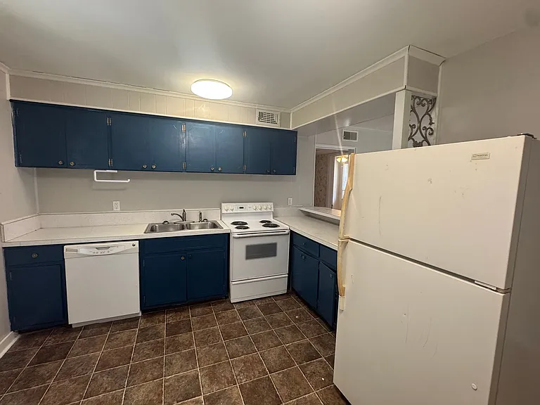 3206 Wellington Rd — Photo 9