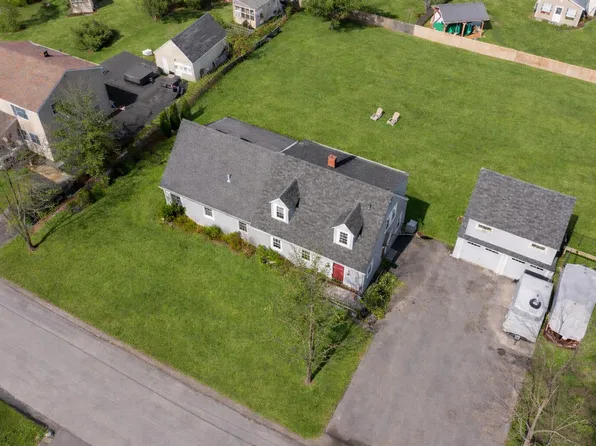 15 Fairfax Street, Bangor, ME 04401