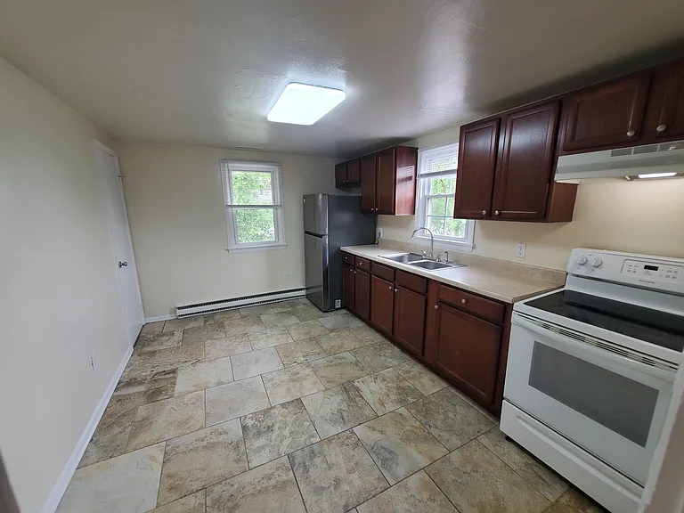 221 Fletcher St #2 — Photo 9