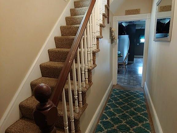 3rd image of 10 Rockwell Ave