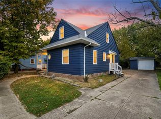 1819 Warrensville Center Rd, South Euclid, OH 44121