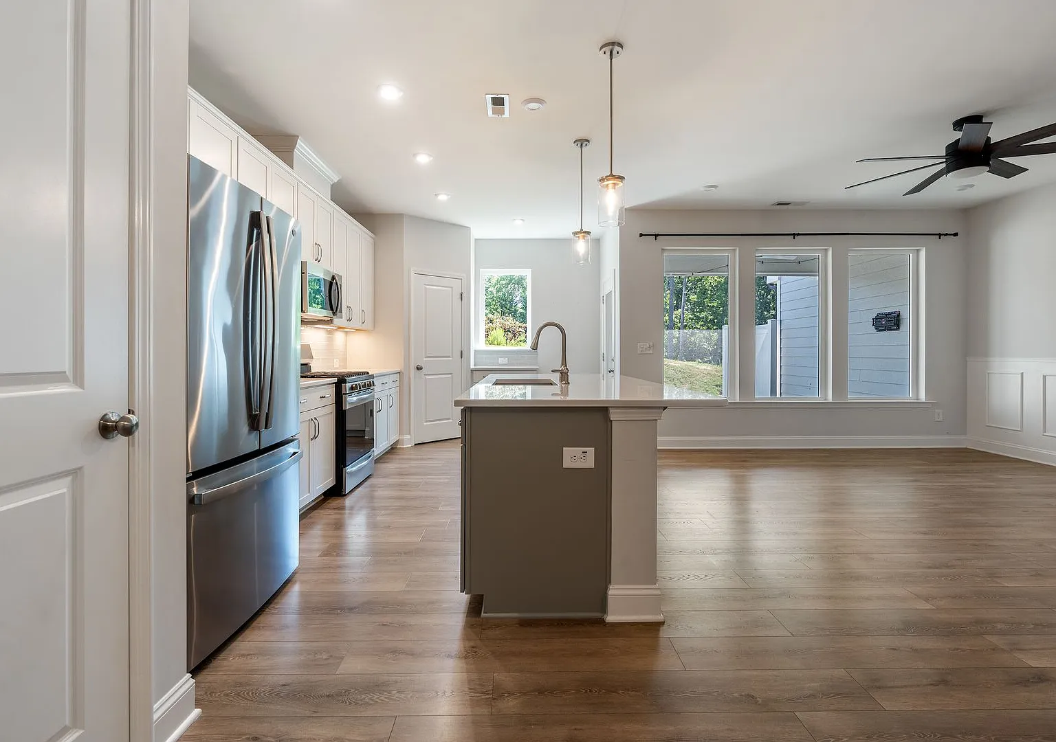 Beautiful Briar Chapel Home with Open Layout & Covered Porch — Photo 2