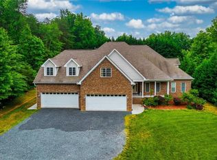 1208 Enchanted Forest Dr, Browns Summit, NC 27214