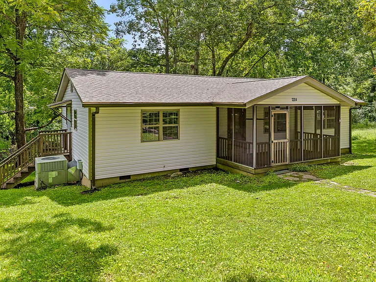 1204 Timesville Rd — Photo 31