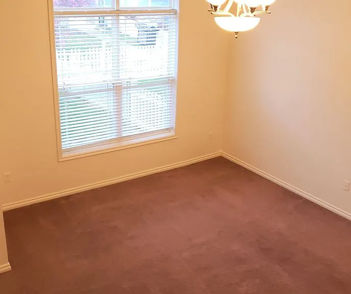 31 Fuller Cir — Photo 5