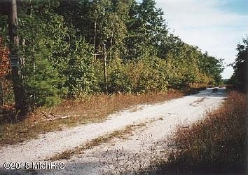 2nd image of 6675 River Rd