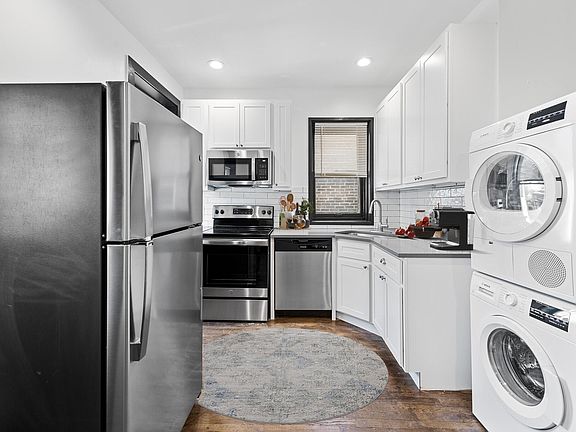 3rd image of 4000 De Tonty St #3